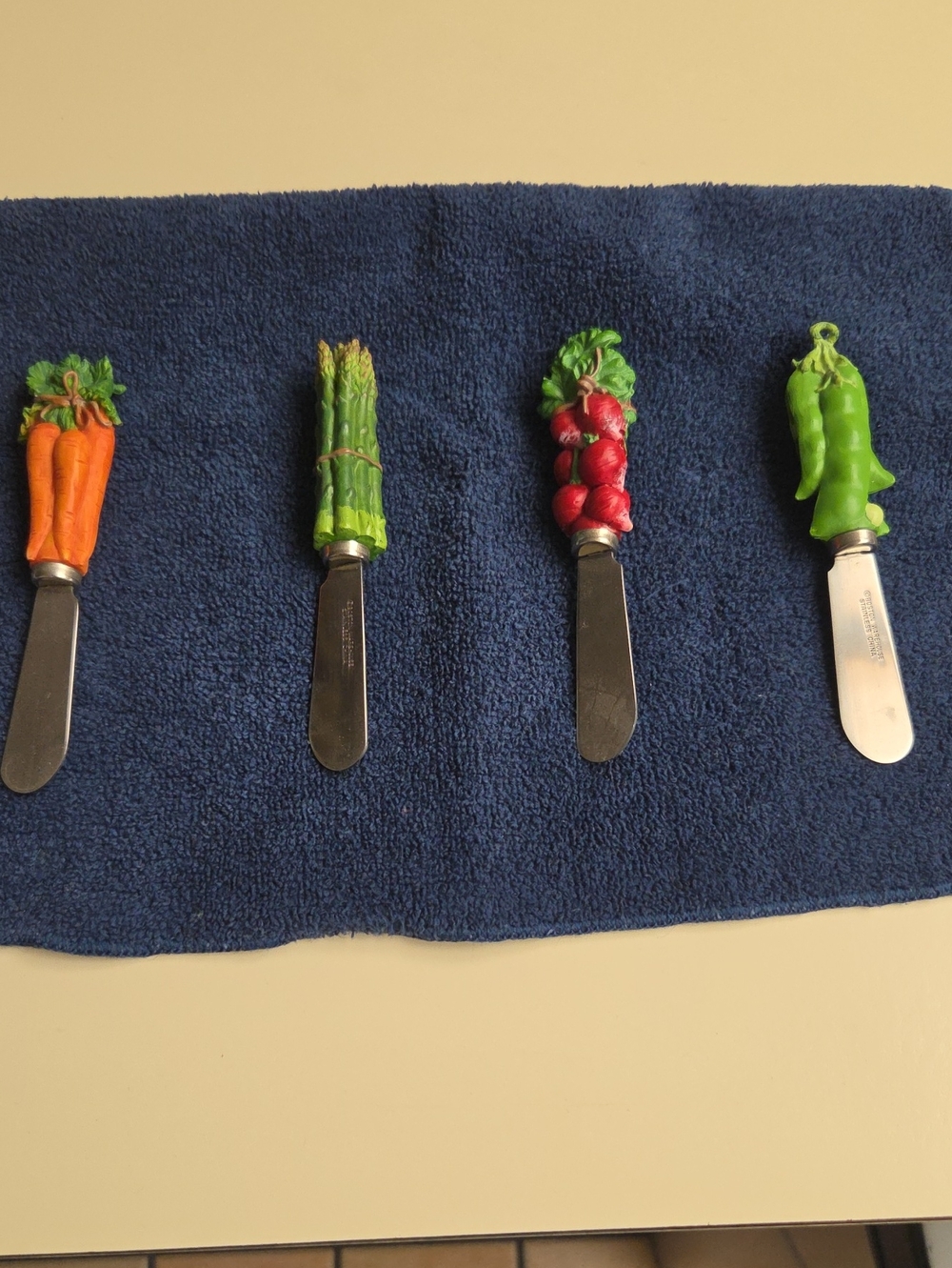 CHEESE SPREADERS Hand-Painted Vegetable Handle Spreaders - Assorted Colors